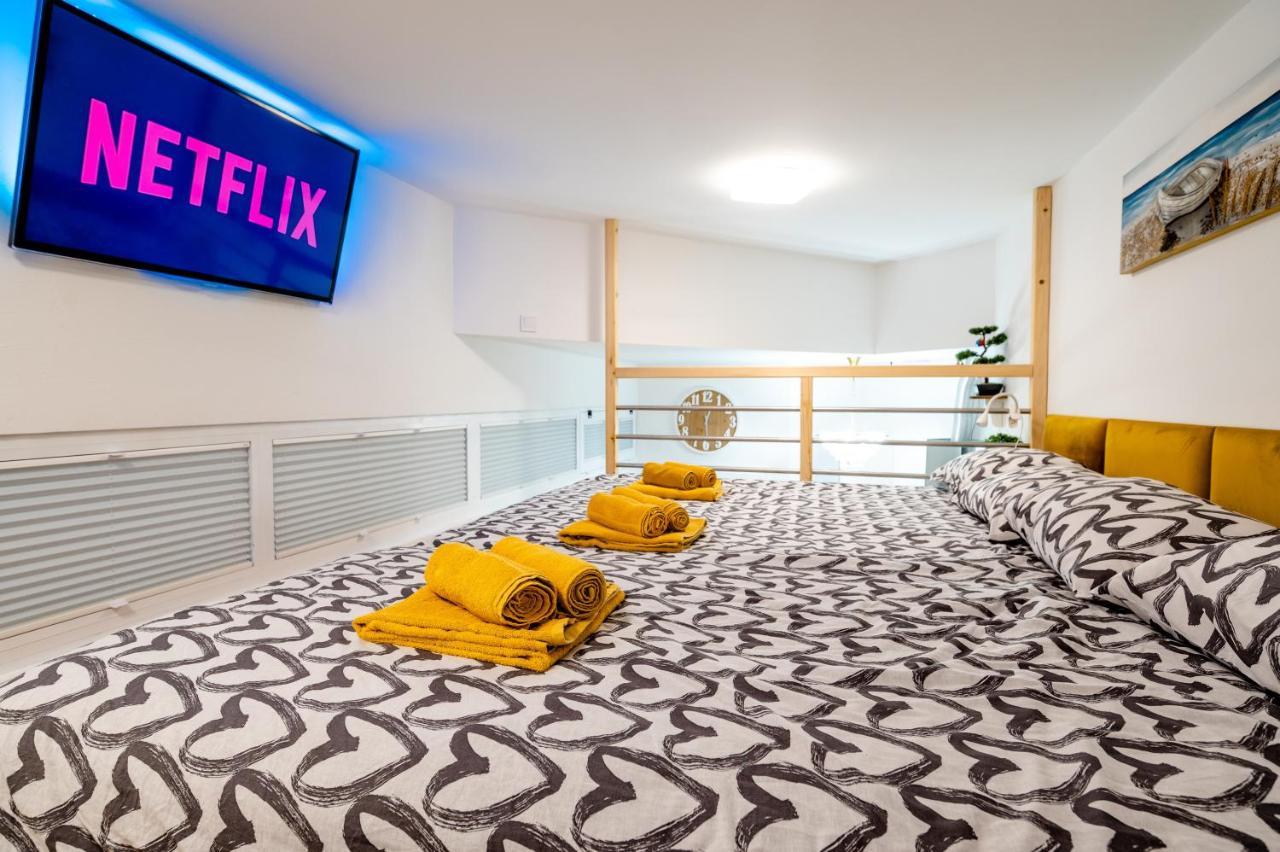 Studio Apartment Lion Portorose エクステリア 写真