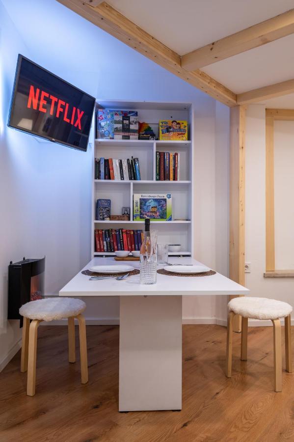 Studio Apartment Lion Portorose エクステリア 写真
