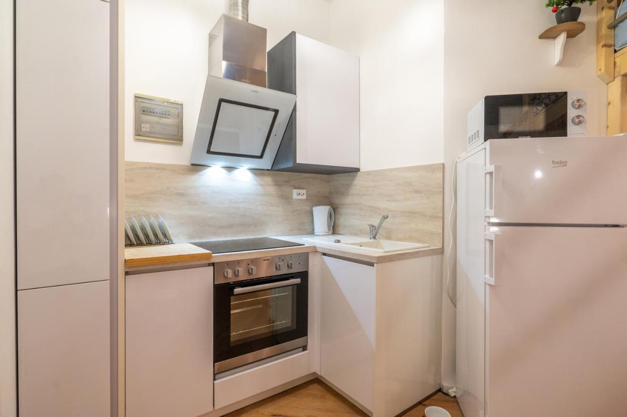 Studio Apartment Lion Portorose エクステリア 写真
