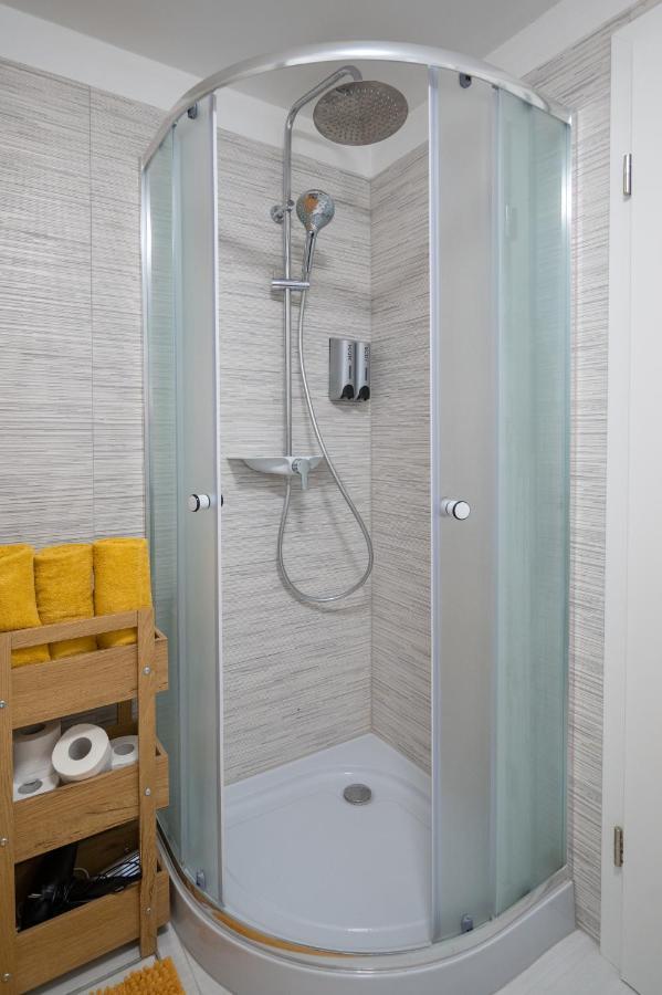 Studio Apartment Lion Portorose エクステリア 写真